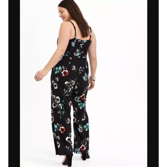 Torrid Black Floral Wide Leg Jumpsuit Plus Size 24 V-Neck Pockets Back Zip NWT - Picture 8 of 15